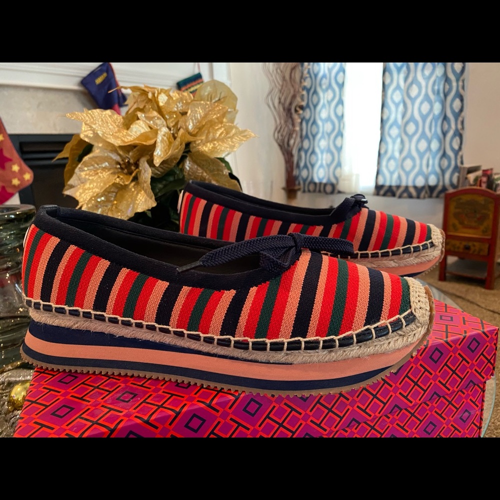 Beautiful Striped Tory Burch Espadrilles!